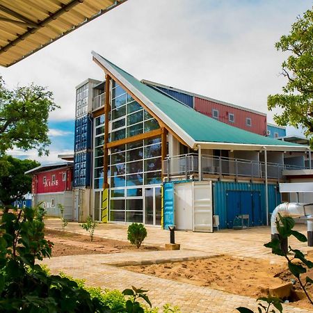 Dunia Hôtel Loumbila Exterior foto