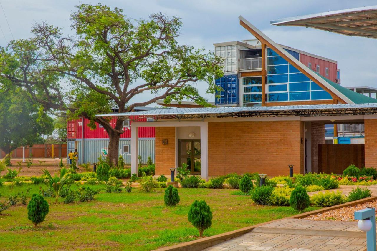 Dunia Hôtel Loumbila Exterior foto