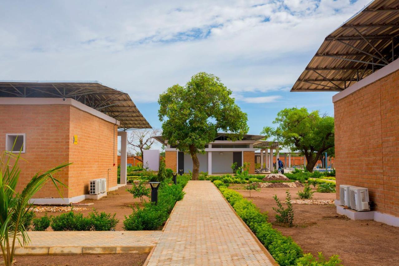 Dunia Hôtel Loumbila Exterior foto
