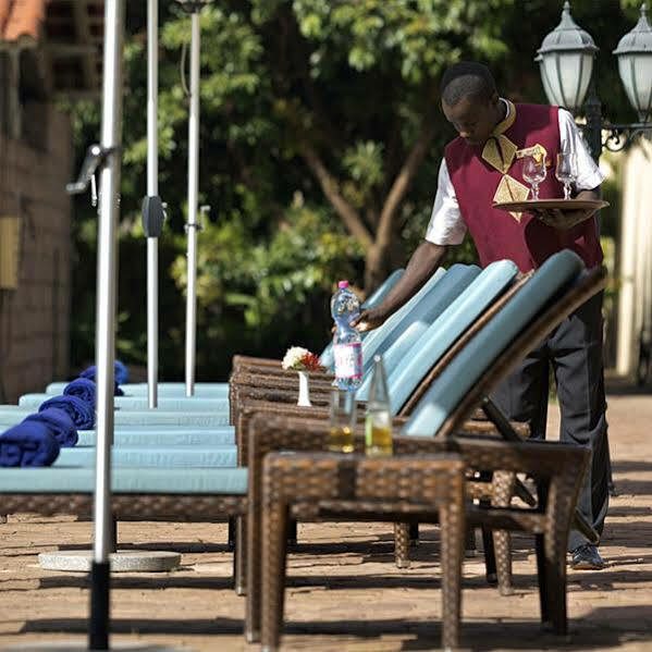 Dunia Hôtel Loumbila Exterior foto